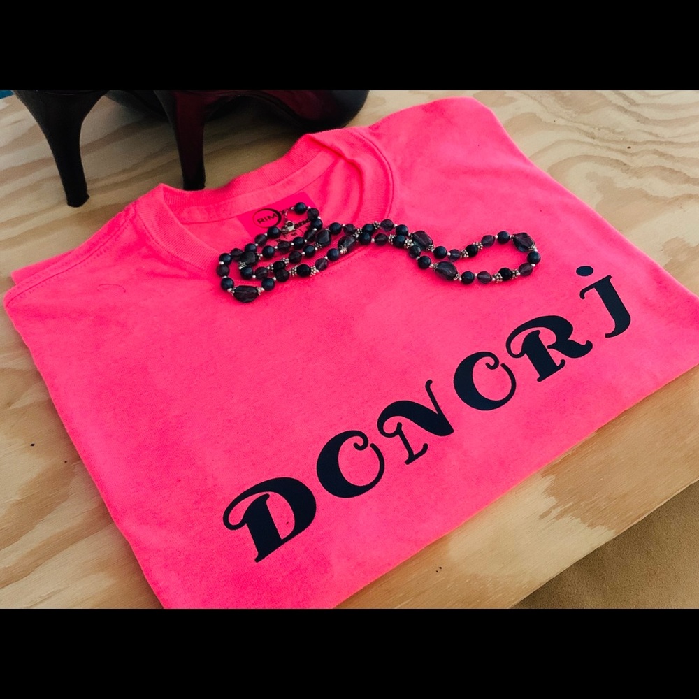 ***SOLD***                   Tee Shirt